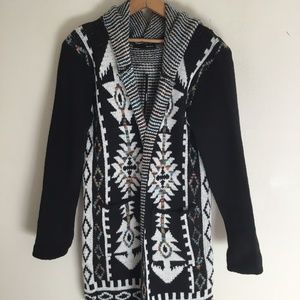 On Blue Brand Long Multicolored Hooded Wrap Style Sweater is NWT! Size Small